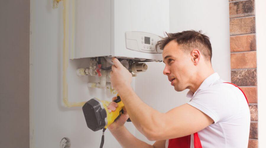 Professional Water heater repair in East Millinocket, ME